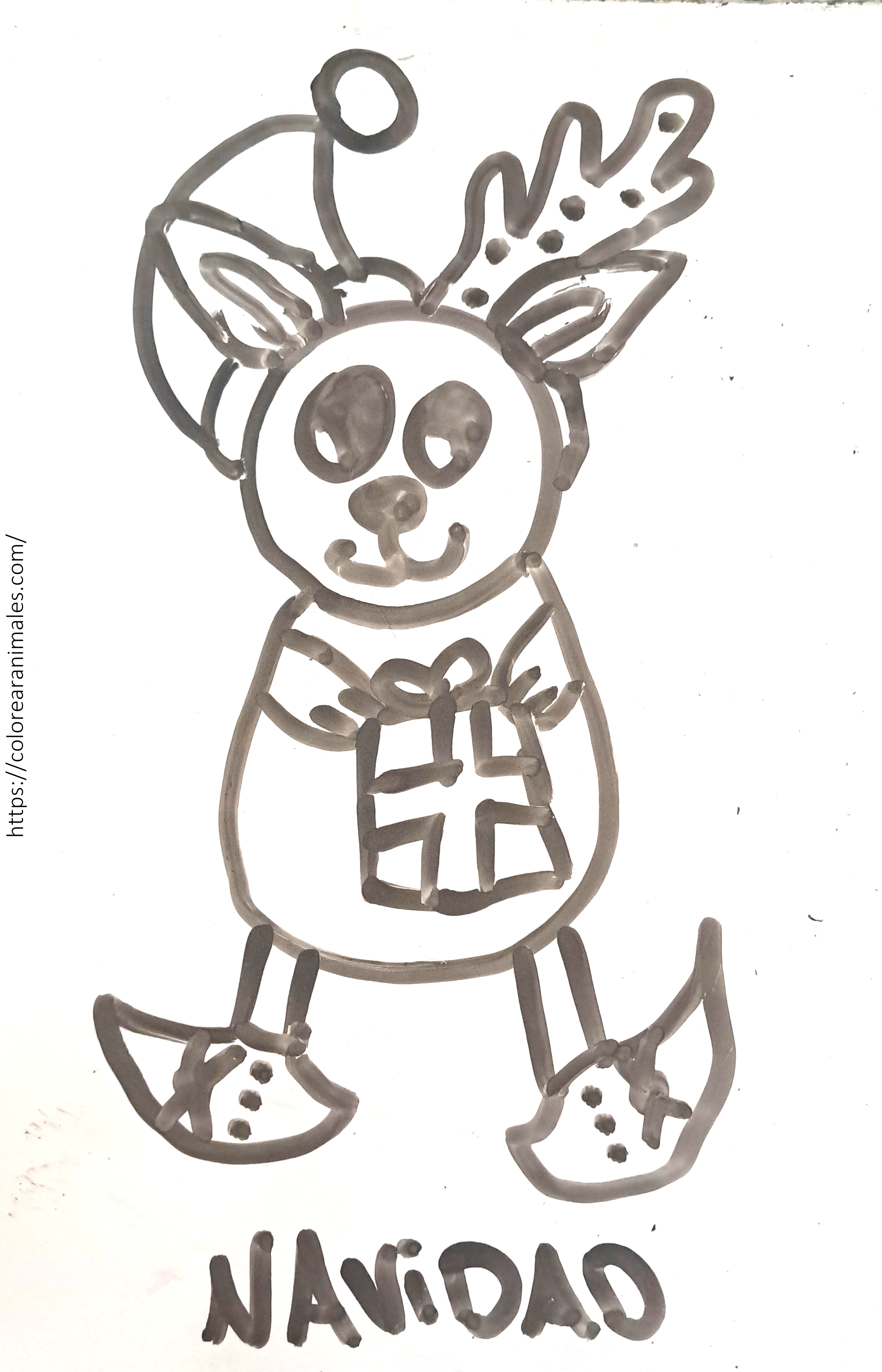 Dibujo para colorear de un perro de Navidad con astas de reno sujetando un regalo